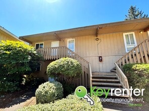 Building Photo - Modern 2-Bedroom Condo for Rent in Edgewoo...