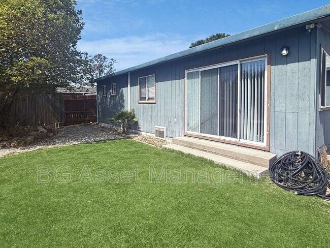 Building Photo - 6524 Miles Ln