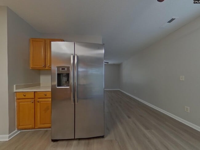 Building Photo - 124 Devonport Dr