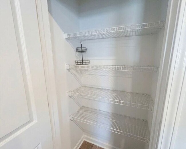 Building Photo - 9648 Brandishing Rd