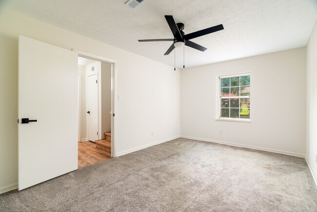 Building Photo - 3312 Kendallmac Ln