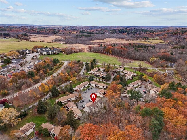 Building Photo - 18 Mason Ct