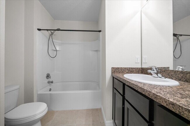 Building Photo - Move-In Ready! ***2 WEEKS FREE RENT**Beautiful 4-Bedroom Home with Modern Finishes & Room to Grow