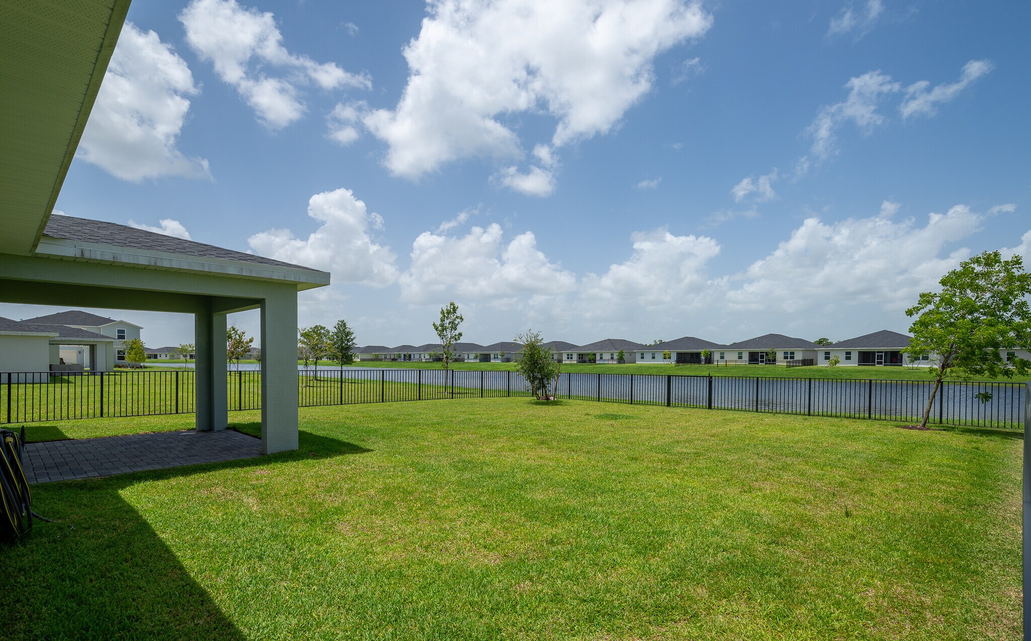 Building Photo - 6378 NW Windwood Way