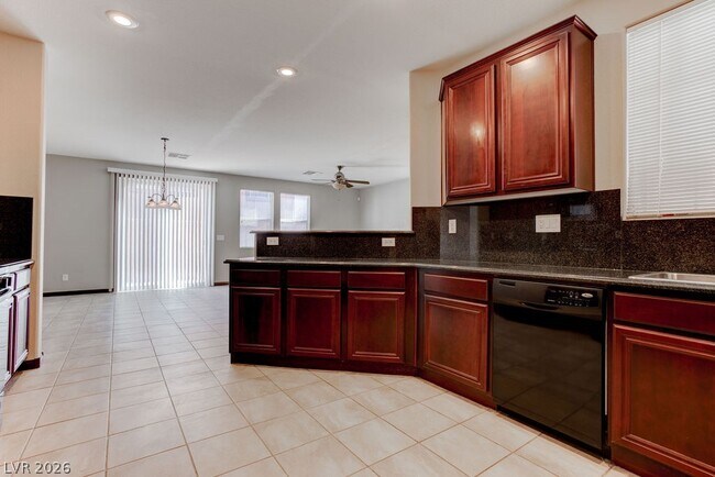 Building Photo - 6255 W Arby Ave