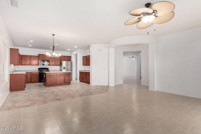 Building Photo - 26162 W Potter Dr