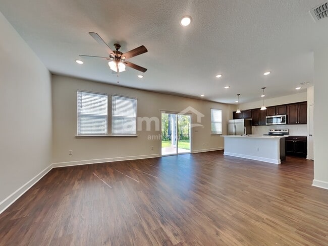 Building Photo - 12330 Paperbark Pl