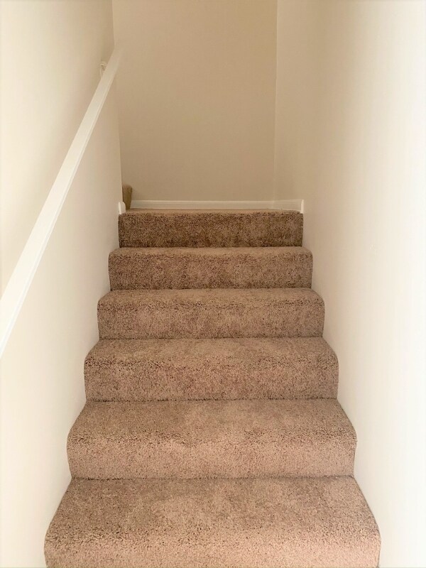 Building Photo - 973 Mission Dr