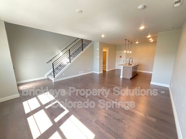 Building Photo - 1721 Rose Quartz Heights