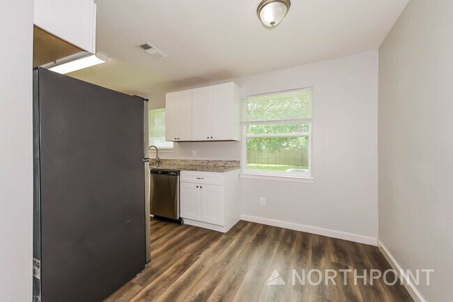Building Photo - 3 BR/1BA | Newly Renovated Single Family Home | 1-Car Covered Parking | Gated backyard