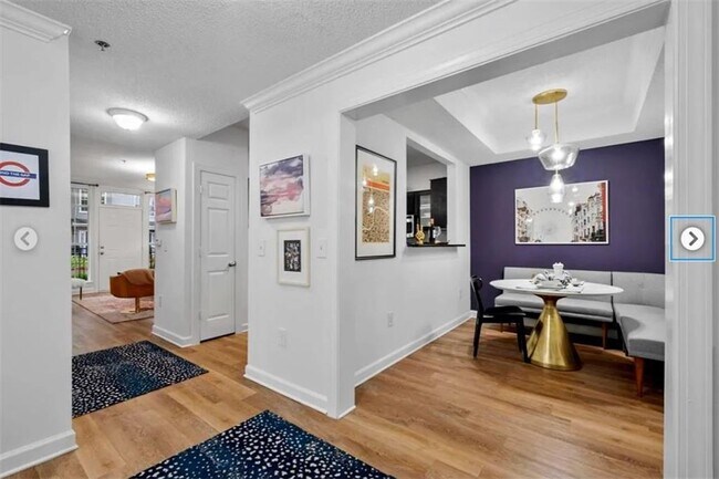 Building Photo - 350 Perimeter N Ctr