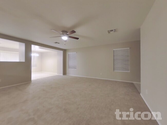 Building Photo - 11522 W Charter Oak Rd