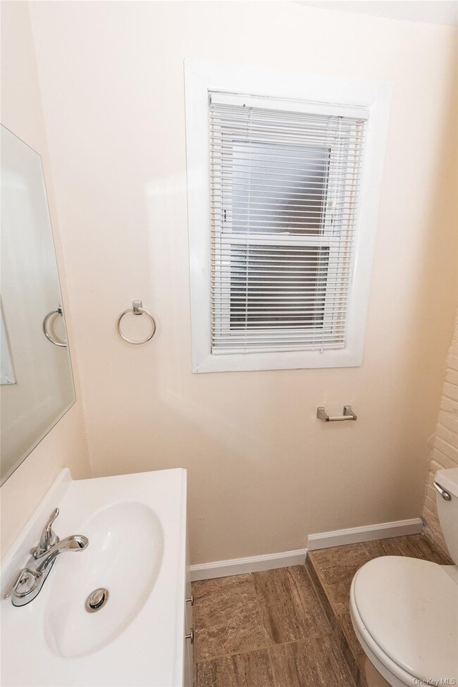 Building Photo - 166-23 24th Ave