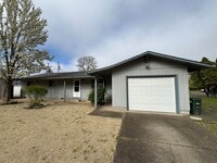 Building Photo - 3 Bedroom 2 Bath House in Santa Clara Area