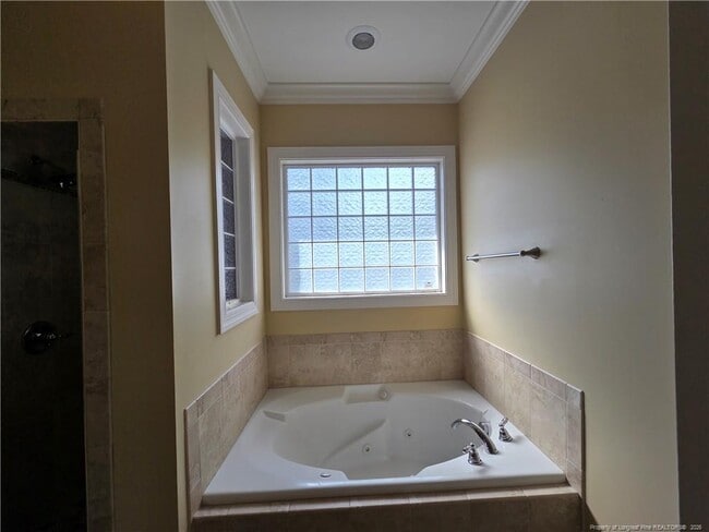 Building Photo - 2671 Lockwood Rd