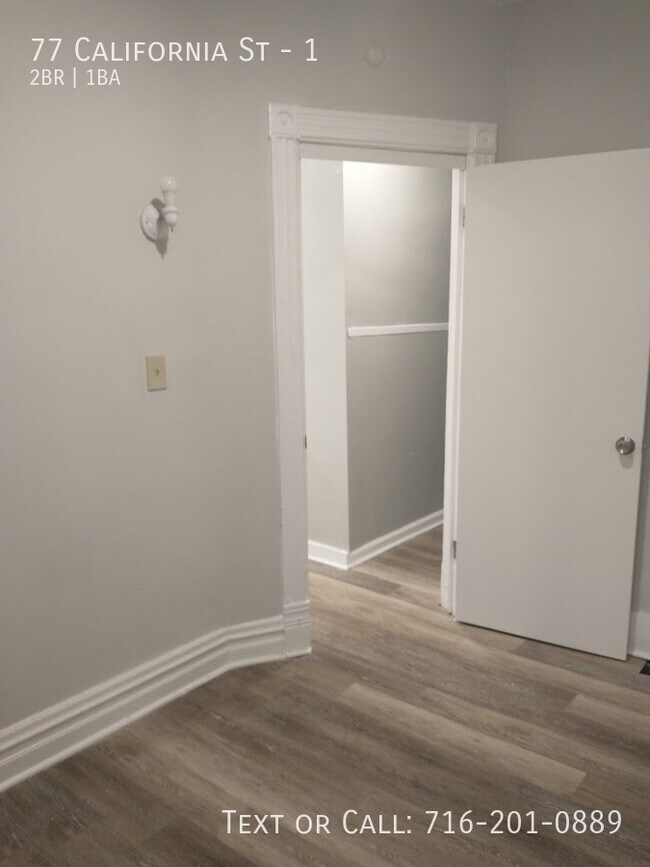 Building Photo - 77 California St