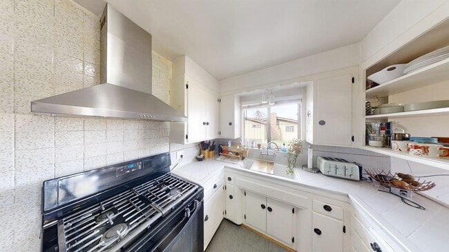 Building Photo - 4985 Curry Dr