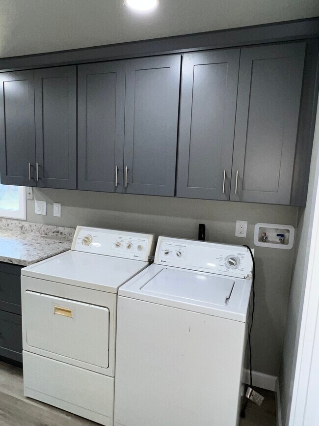 Building Photo - 1912 S 17th St