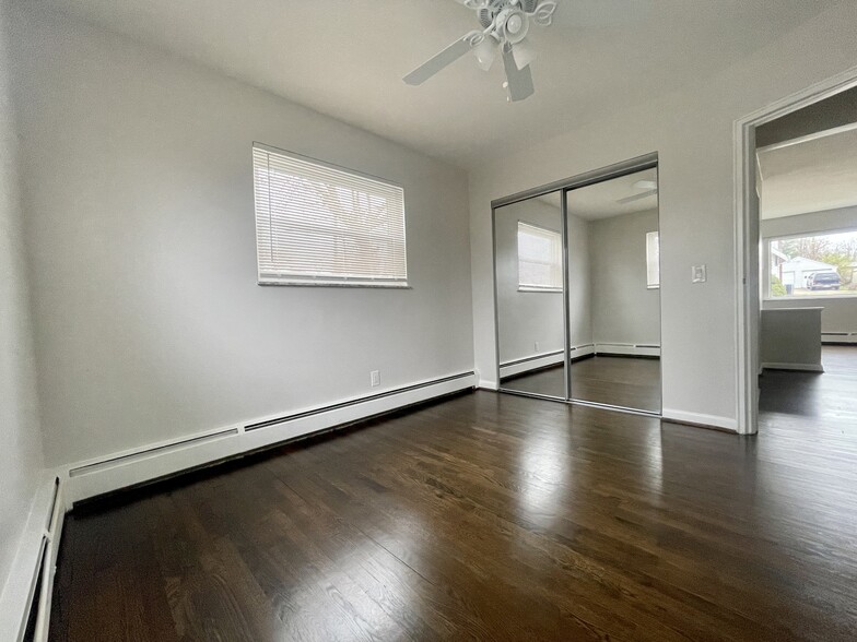 Bedroom 2 - 7803 Lake Ave