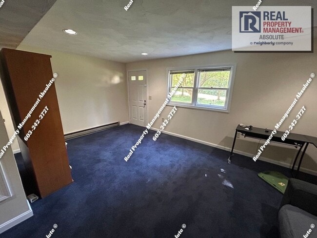 Building Photo - Spacious 3 bed 2.5 bath Townhome in Kessle...