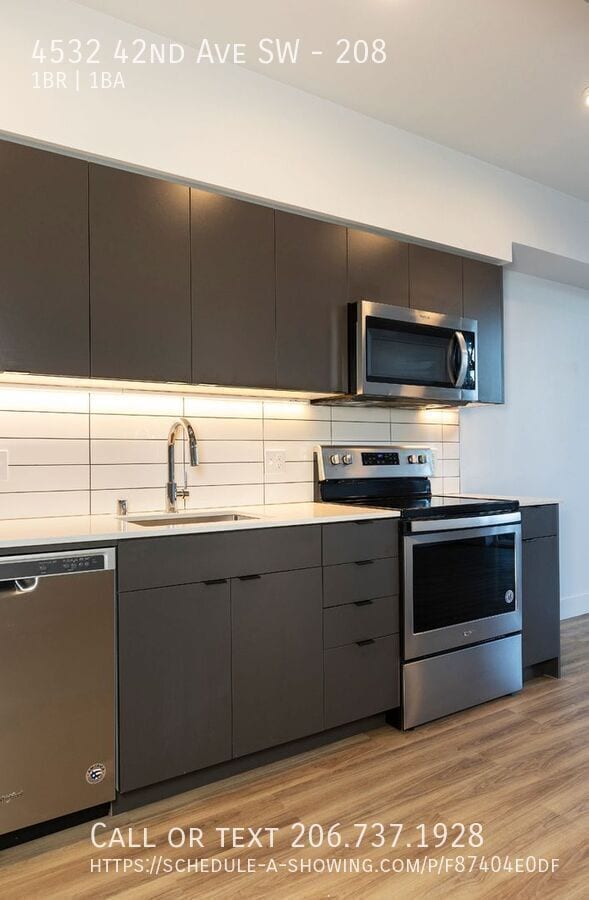 Building Photo - 4532 42nd Ave SW