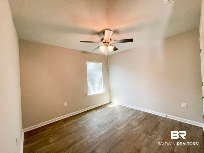 Building Photo - 10252 Ruffian Route