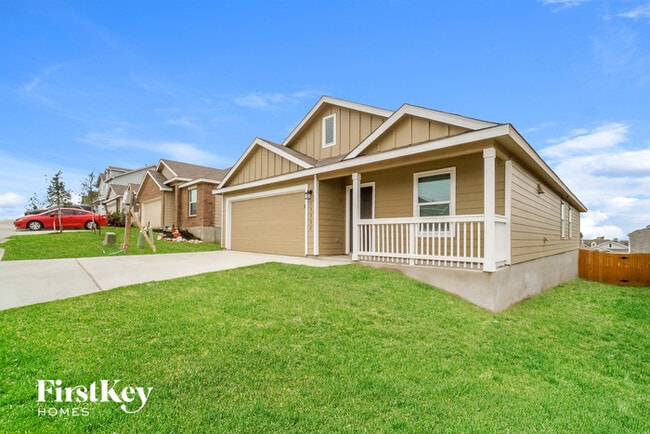 Building Photo - 13022 Rosemary Cove
