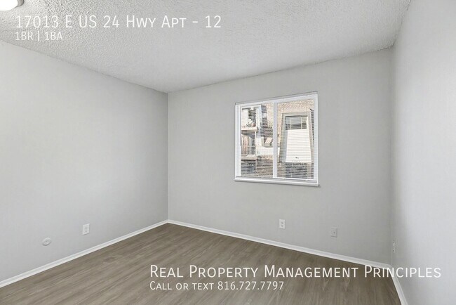 Building Photo - 17013 E US 24 Hwy Apt-12