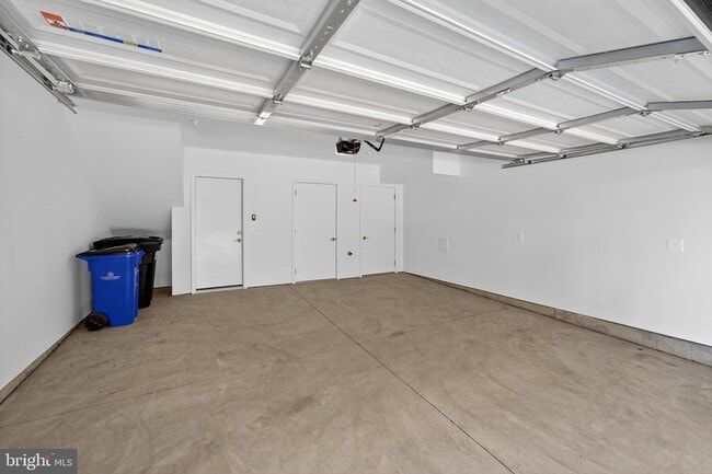 Building Photo - 5506 Topaz Ln