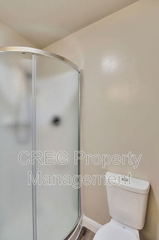 Building Photo - 417 Joy Dr