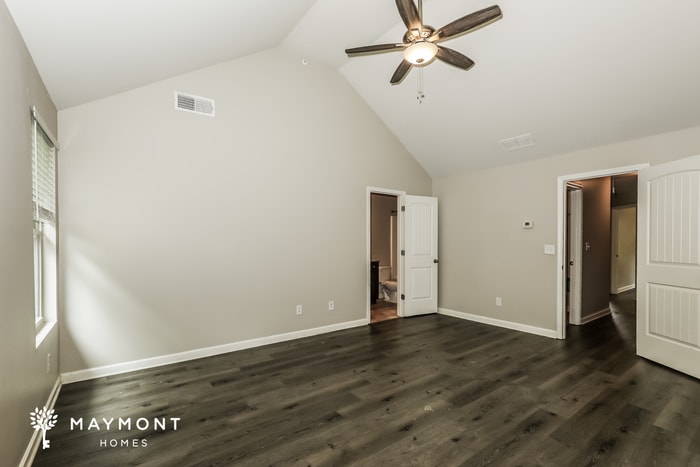 Building Photo - 1585 Iris Walk