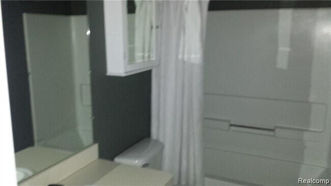 Building Photo - 2088 Arcadia Dr