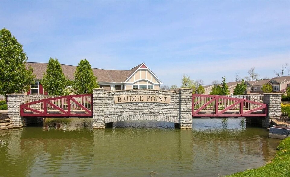 Building Photo - 7947 Oakbridge Way