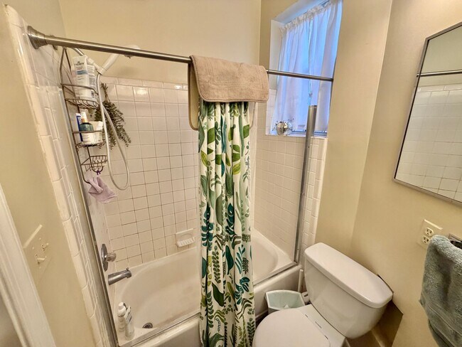 Building Photo - 0394 - Souliotis