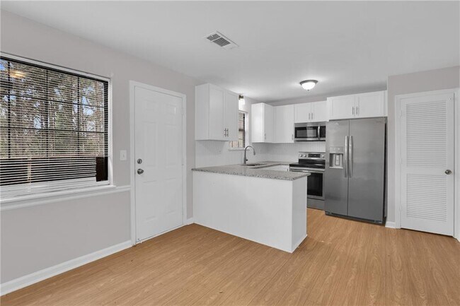 Building Photo - 3033 Parkside Ct