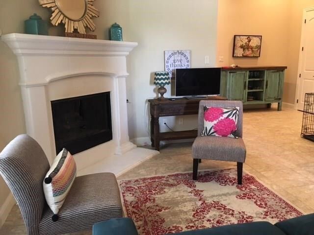 Building Photo - 686 Pendle Forest Dr