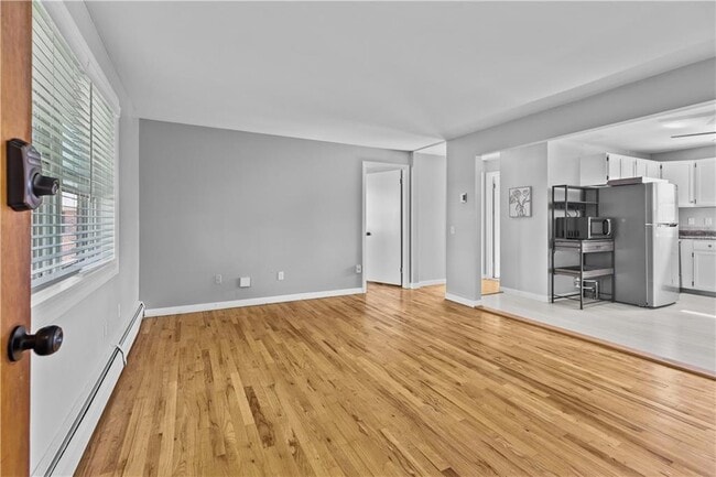 Building Photo - 70 Carroll Ave