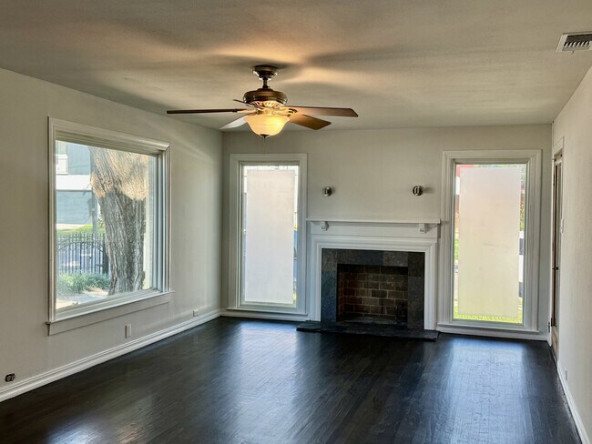 Building Photo - 4518 Capitol Ave