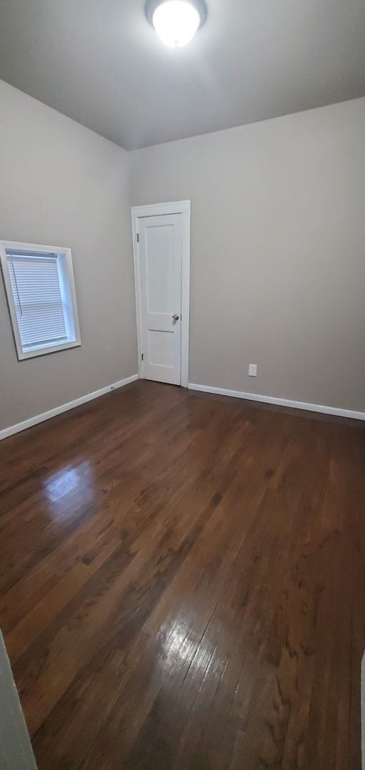Building Photo - Newly Updated 2 Bedroom Home