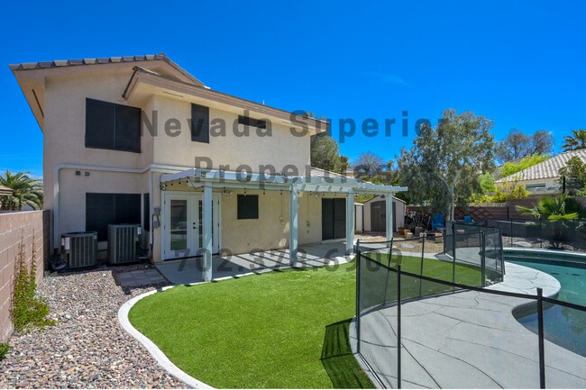 Building Photo - NW!!!  4 Bedrooms!!! Pool!! Spa!! Water Fa...