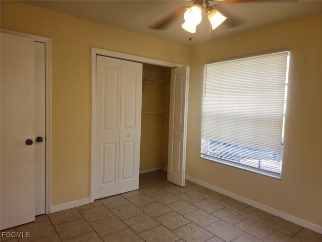 Building Photo - 2701 Owen Ave S