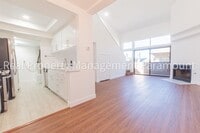 Building Photo - Spectacular 2 Bedroom, 2 Bath Condo with L...