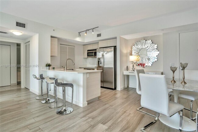 Building Photo - 4250 Biscayne Blvd