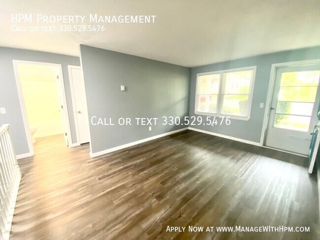 Building Photo - 1021 Pittsburgh Ave NW-