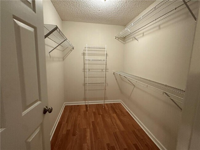 Building Photo - 7235 Treyburn Dr