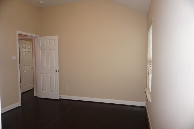 Building Photo - 1235 Posey Ridge Ln