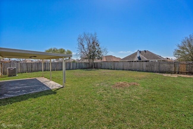 Building Photo - Beautiful South Bossier Southgate Estates ...