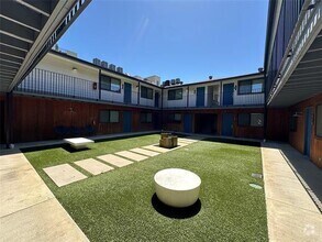 Building Photo - 4526 Munger Ave
