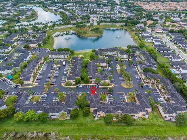 Building Photo - 230 SE 29th Ave