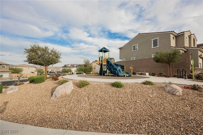 Building Photo - 376 Yellow Finch Ln
